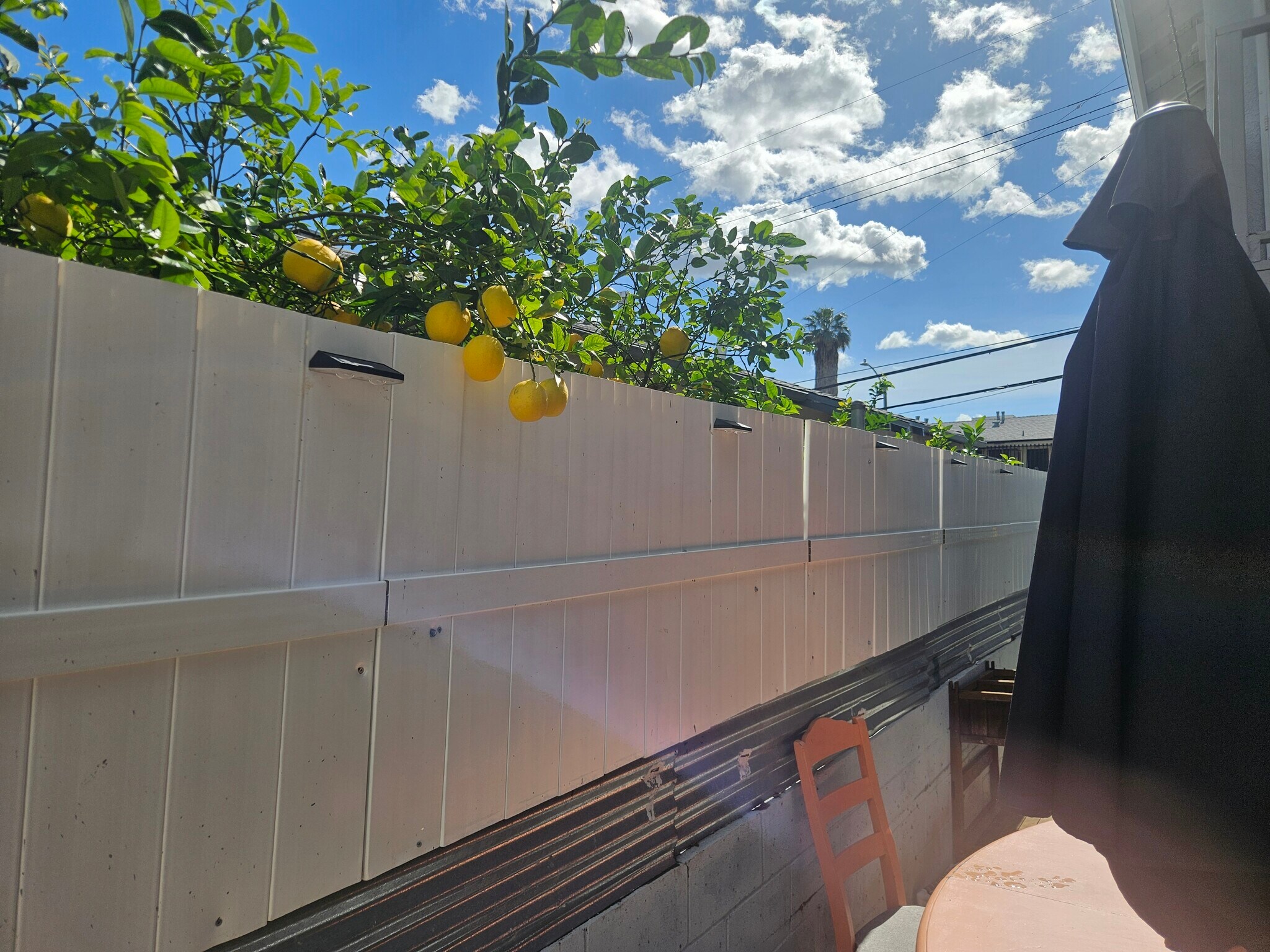 Building Photo - 5159 Clinton St