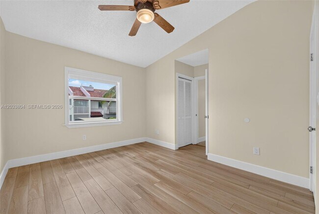 Building Photo - 20759 SW 83rd Ave