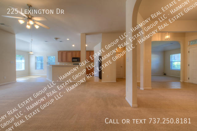 Building Photo - 225 Lexington Dr
