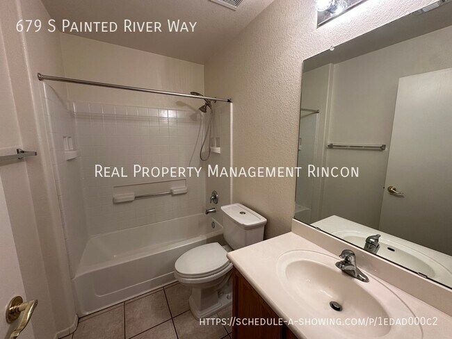 Building Photo - 679 S Painted River Way