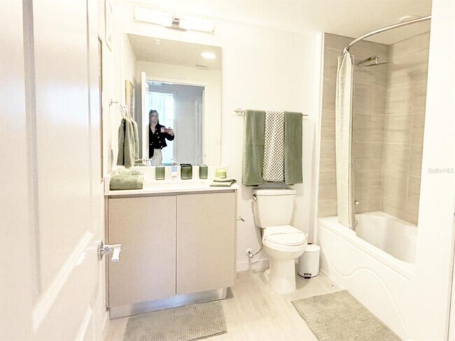 Building Photo - 5587 Millennia Park Dr