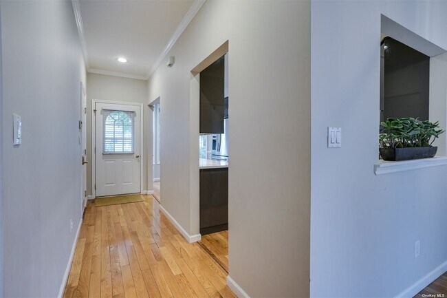 Building Photo - 36 Snowdance Ln