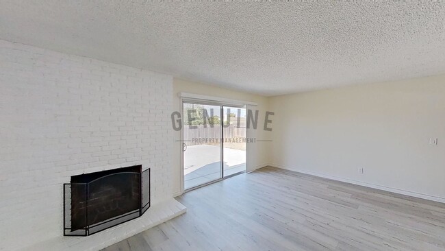 Building Photo - Updated 4Bd 2Ba Home in Tustin