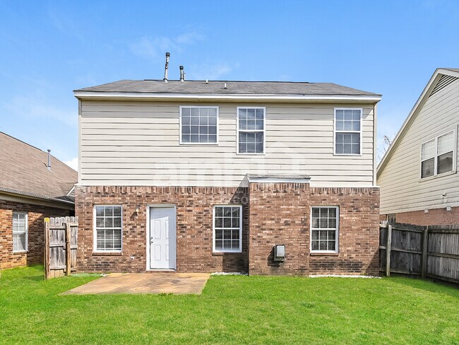 Building Photo - 7323 Red Maple Dr