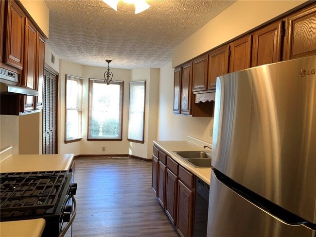 Building Photo - 1107 Booth Ct SW