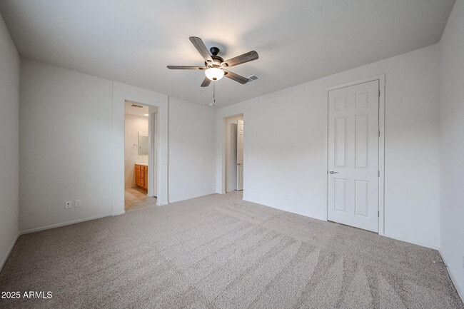 Building Photo - 7056 W Oberlin Wy