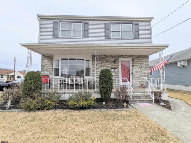 Primary Photo - 435 N Oxford Ave