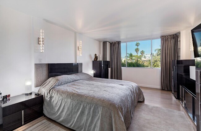 Building Photo - 201 Ocean Ave