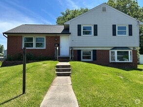 Building Photo - Welcome to Hampton!