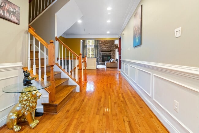 Building Photo - 5105 Bright Owl Rd