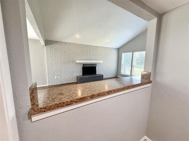 Building Photo - 405 Peninsula Dr