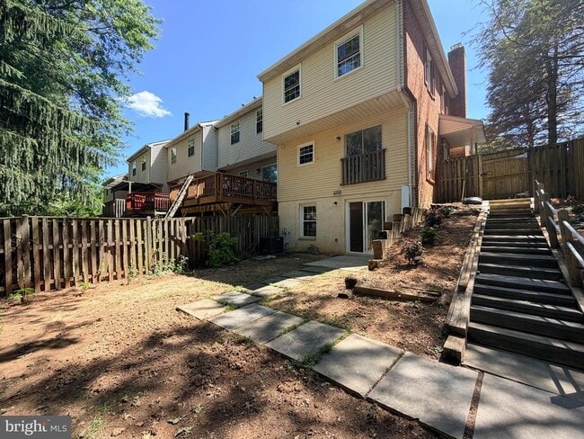 Building Photo - 19533 Fetlock Dr