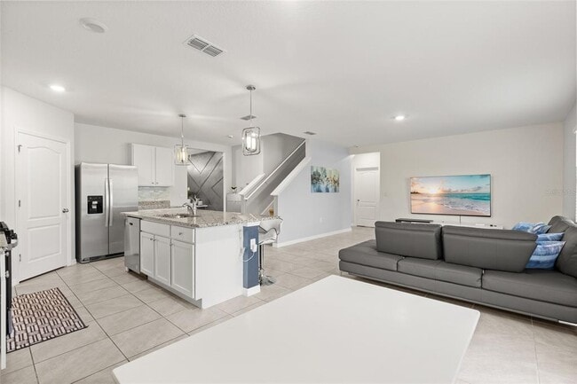 Building Photo - 747 Lazio Cir
