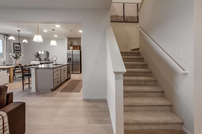 Building Photo - 800 Galloway Dr