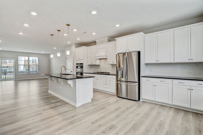 Building Photo - 2804 Austin Fls Sta