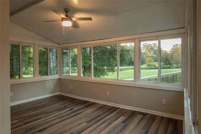 Building Photo - 3250 Indian Hills Dr