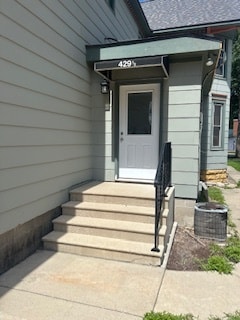 Building Photo - 429 Belgrade Ave