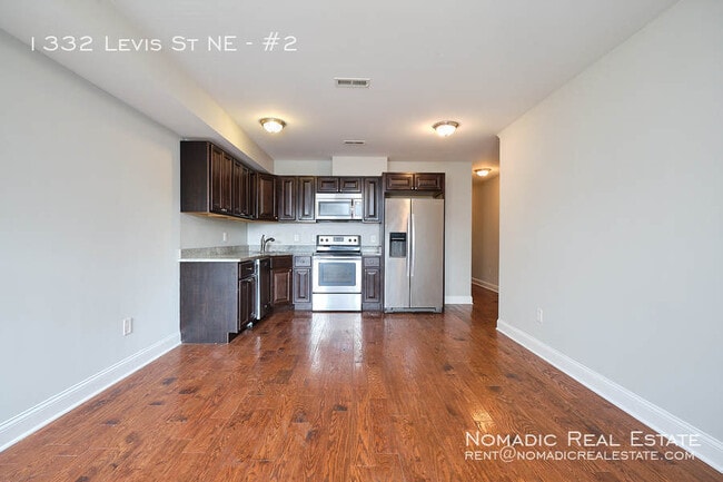 Primary Photo - 1332 Levis St NE