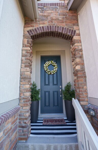 Building Photo - 3208 Carabiner St