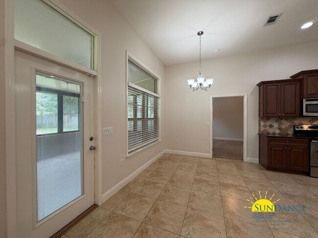 Building Photo - Spacious 4BR/2BA Home in Fort Walton Beach Near Eglin Parkway!