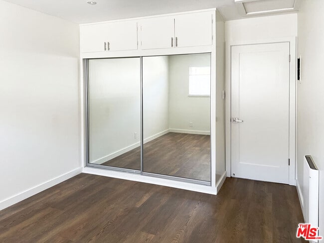 Building Photo - 1427 9th St