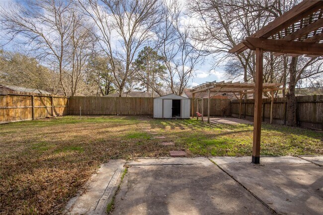 Building Photo - 4419 Reynaldo Dr