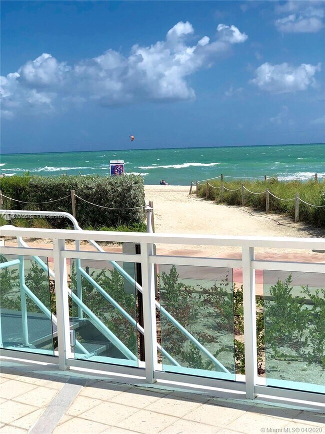 Building Photo - 6917 Collins Ave