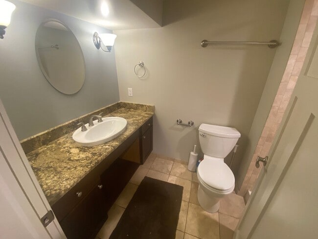 Building Photo - Beautiful 3 Bedroom House right across fro...