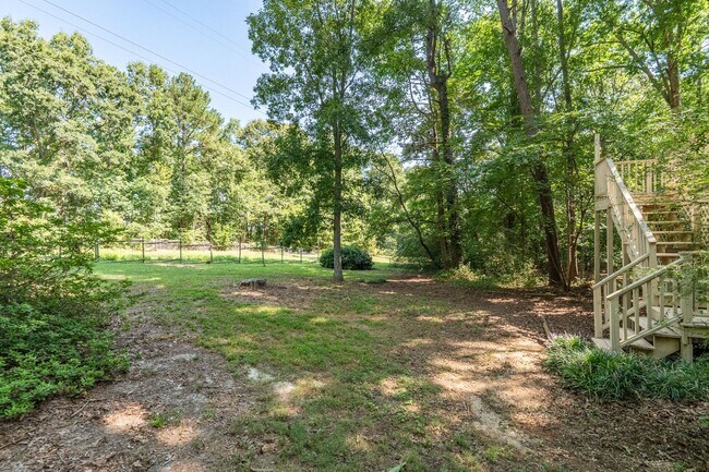 Building Photo - 2108 Mariner Cir