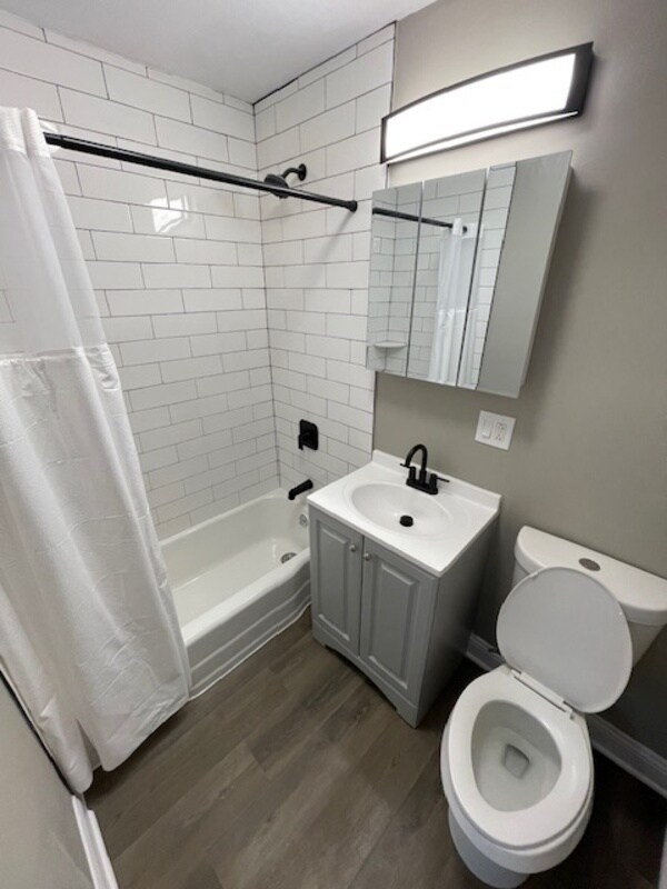 Building Photo - 15 N Dryden Pl