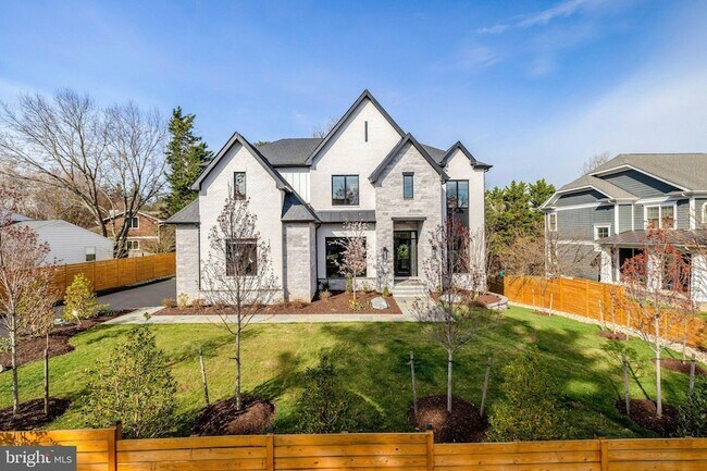 Building Photo - 1100 Balls Hill Rd