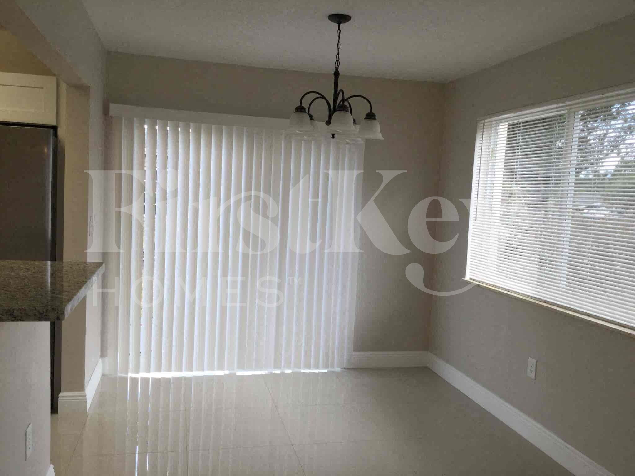 Building Photo - 1785 SW 43rd Ave