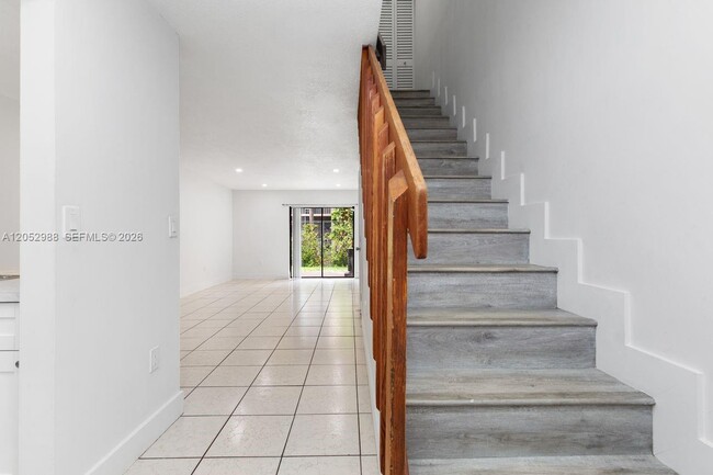 Building Photo - 6854 NW 173rd Dr