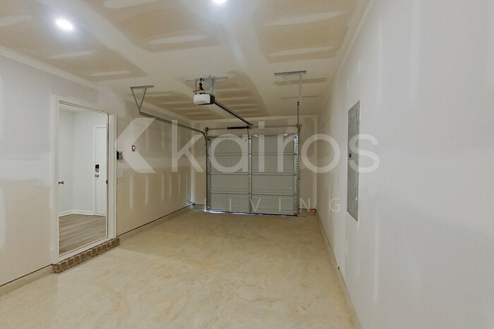 Building Photo - 360 Ironwood Ct