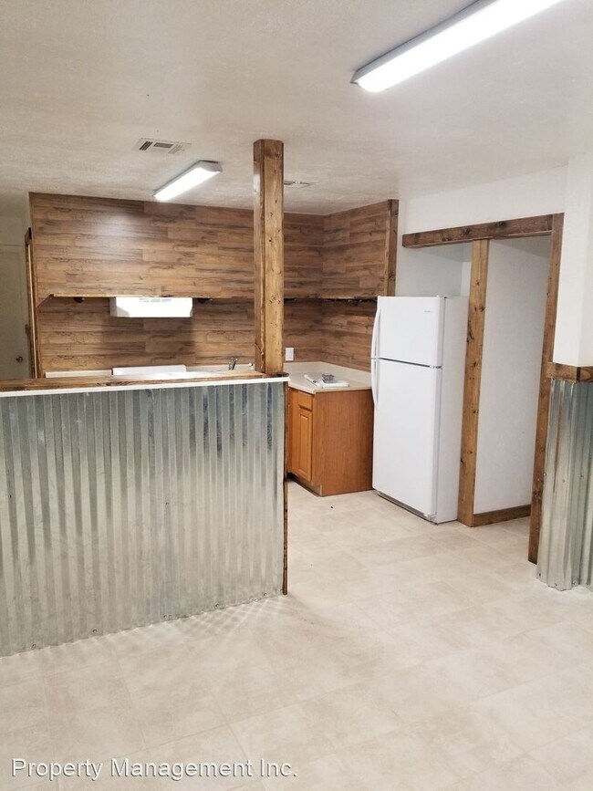 Building Photo - 1 br, 1 bath House - 2205 CR 4300