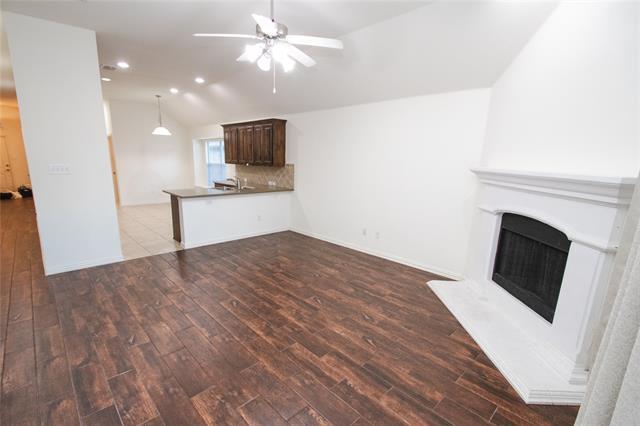 Building Photo - 4616 Daisy Leaf Dr