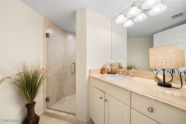 Building Photo - 4901 Gulf Shore Blvd N