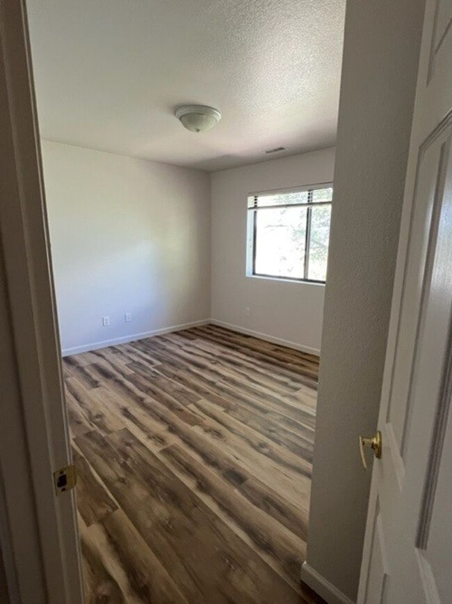 Building Photo - COMING APRIL 2025! Ponderosa Trails! 4 Bed...