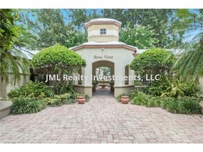 Building Photo - 2 bedroom 2nd story Condo in the Gate Bona Vista Community of Altamonte