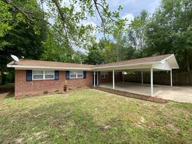 Front of House - 101 Blaylock St