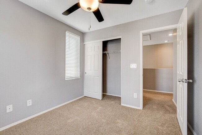 Building Photo - 4 Bedroom Home in the South West / 89139 Area