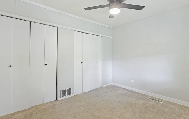 Building Photo - 608 Hill Ln