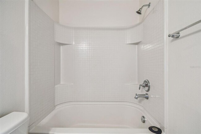 Building Photo - 4925 White Sanderling Ct
