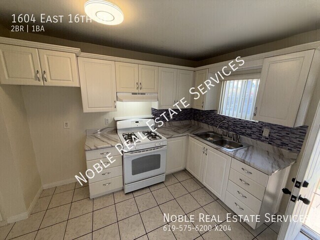 Building Photo - 1604 E 16th St