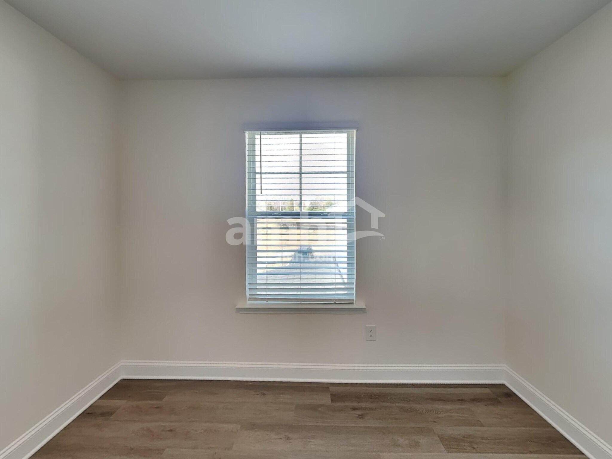 Building Photo - 3460 Lincoln Hts Ln