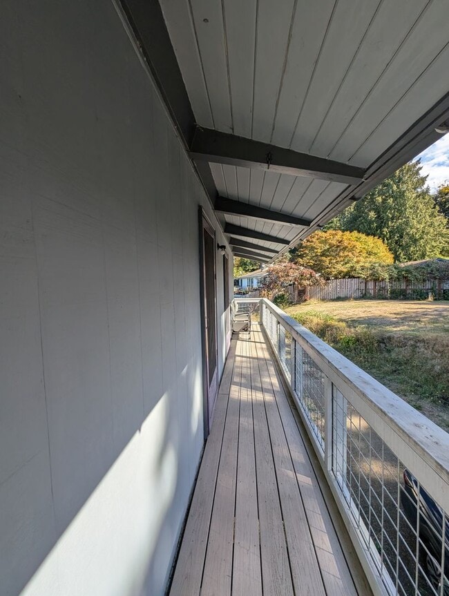 Building Photo - A Luxury Beachfront Lodge Awaits! For Rent...