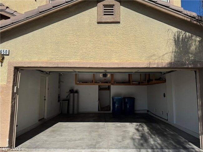 Building Photo - 8650 Treasure Trove St