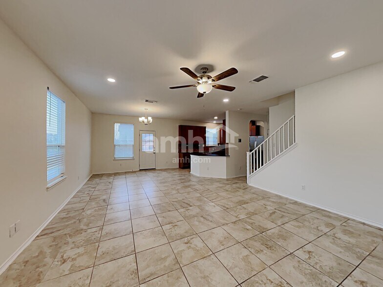 Building Photo - 135 Bass Ln