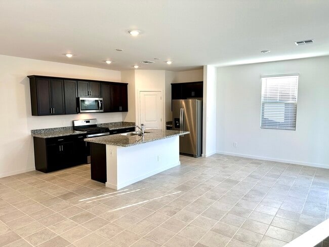 Building Photo - Almost new 4 bedroom home in Hurley Ranch