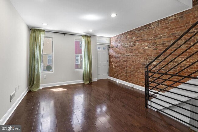 Building Photo - 2045 Wilder St